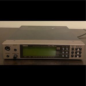 Yamaha VL70-m